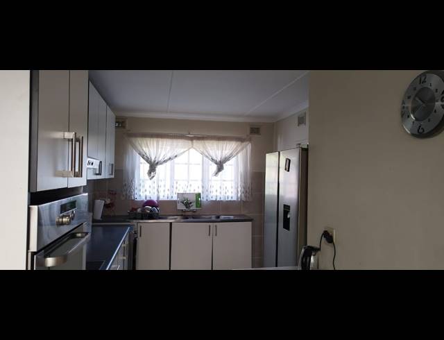 3 BEDROOM HOUSE FOR SALE IN ASHLEY
